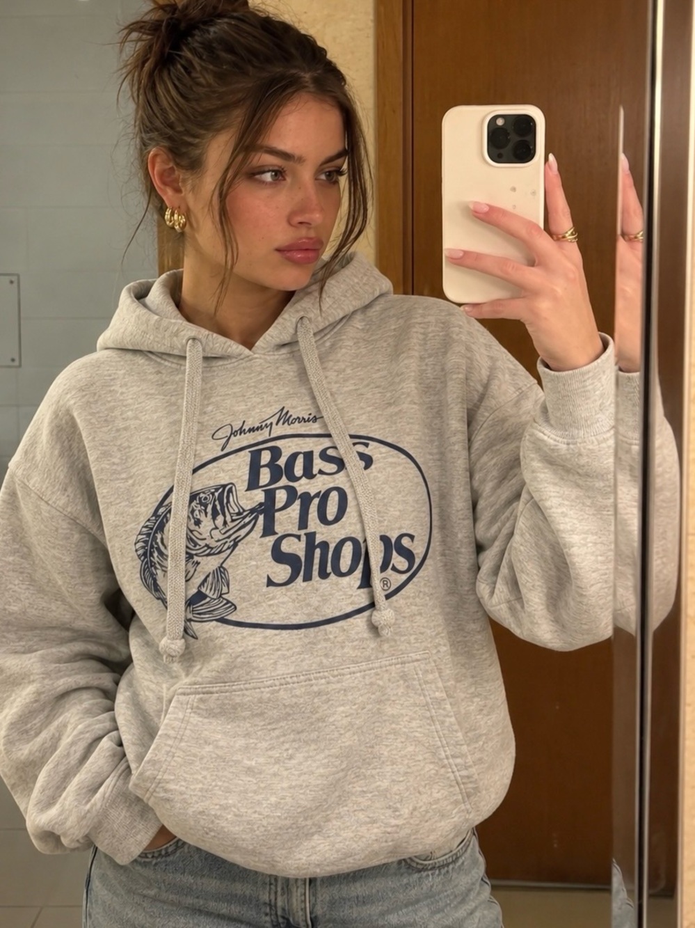 Bass Pro Shops Gray Navy Logo Pullover Hoodie Women’s Medium